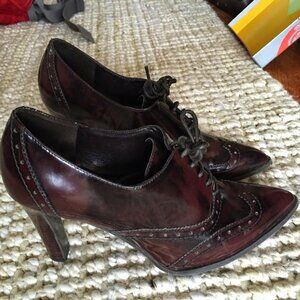 Marc Fisher Lendya Oxford Heels - 6.5
